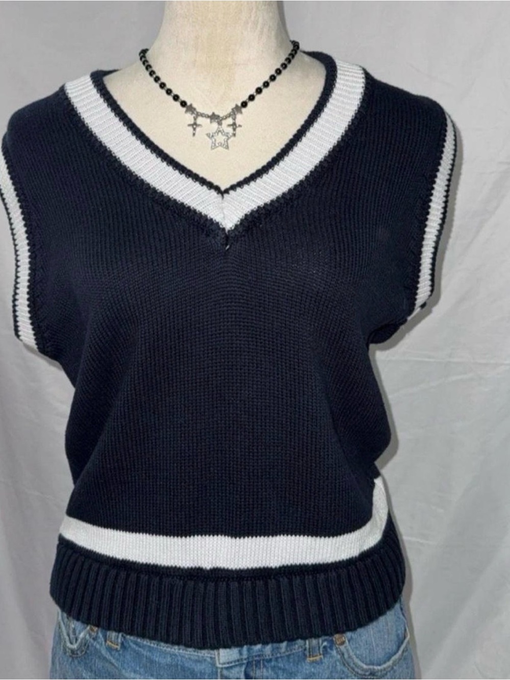 Brandy Melville Navy and White V-Neck Sweater Vest
